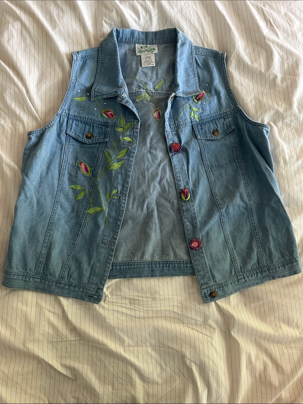 VTG The Quacker Factory - Embroidered Floral Denim Vest - Blue with Pink Roses